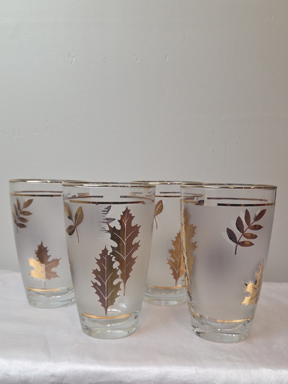 Vintage MCM Frosted Glasses With Gold Leaves/ Set Of 4